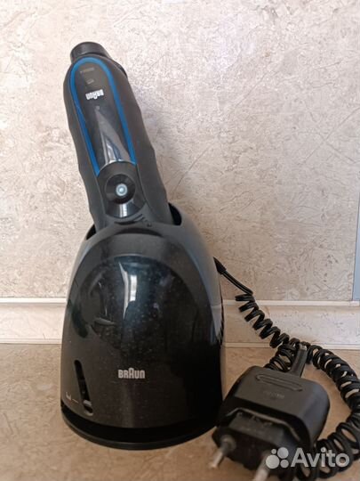 Станция очистки и подзарядки braun