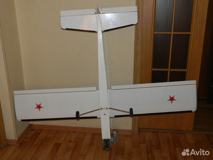 Радиоуправляемая модель самолёта