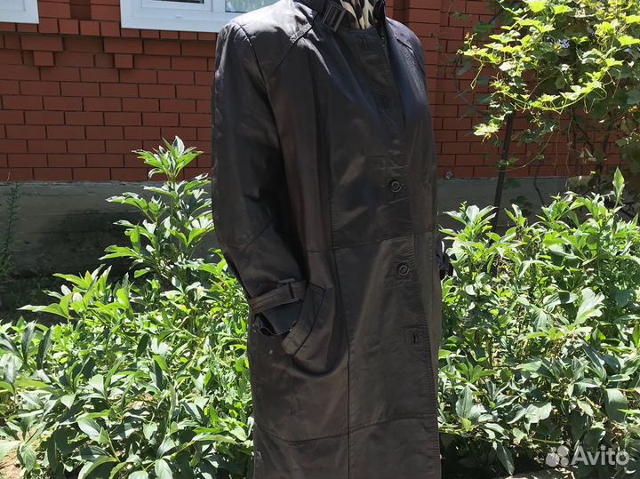 Кожаный плащ