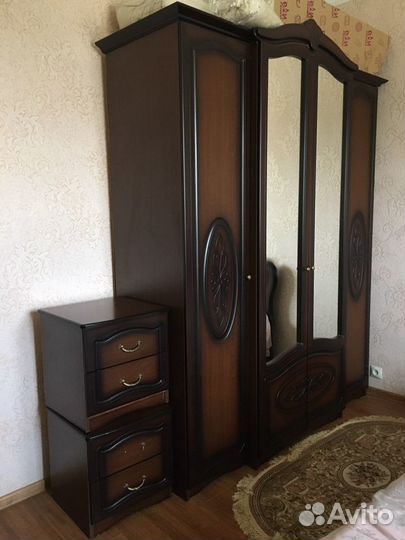 Спальный гарнитур бу