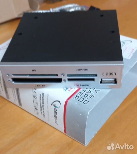 Картридер внутренний для пк. Новый