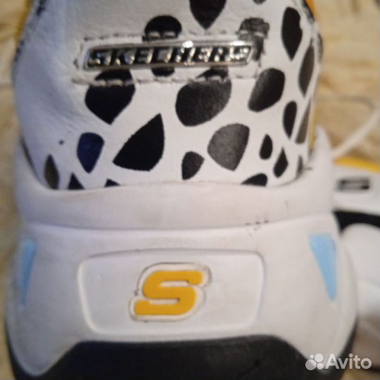 Кроссовки Skechers One Piece 36