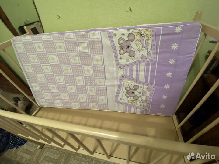 Детская кроватка