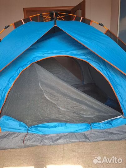 Палатка туристическая 4 местная бу