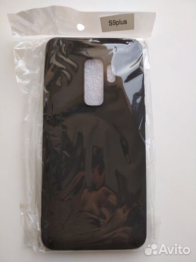 Чехлы на телефон