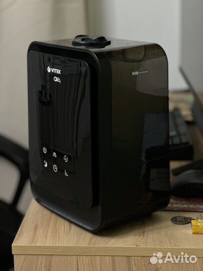 Увлажнитель Vitek airo2