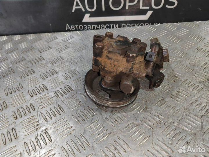 Насос гур Nissan Maxima A33 2.0 1999-2006