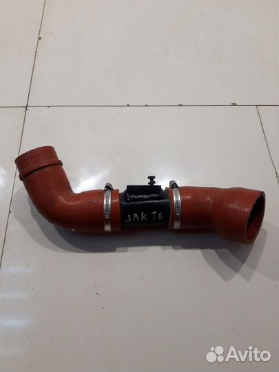 Патрубок системы охлаждения (Jac T6)