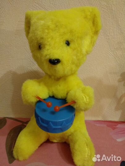 Игрушка заводная Медведь барабанщик СССР