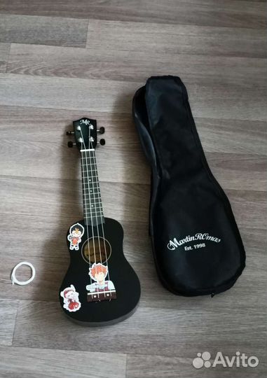 Гитара укулеле