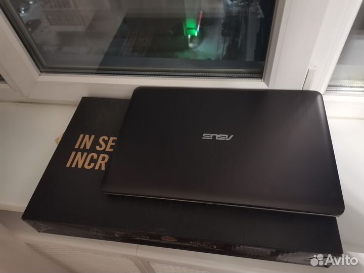 Ноутбук Asus