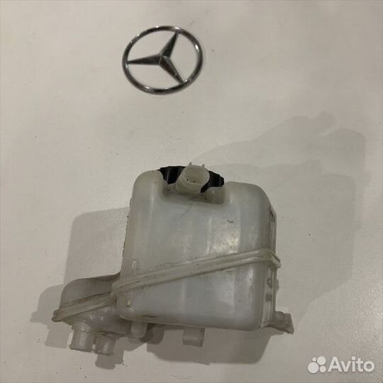 Бачок тормозной Мерседес w212 x204