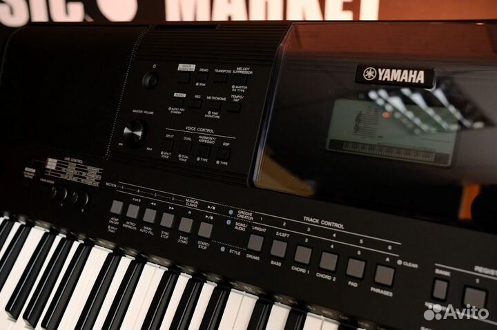 Синтезатор Yamaha + Аксессуары