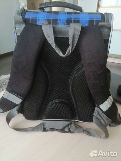 Рюкзак школьный для мальчика ортопедический