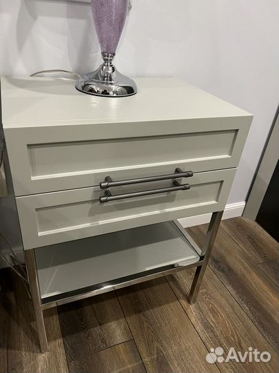 Тумба прикроватная