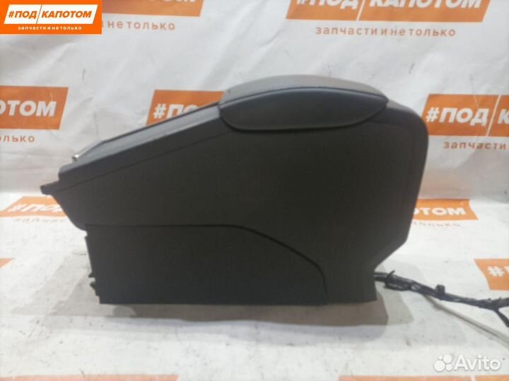 Центральный подлокотник Volvo S60 2 2012 39868874