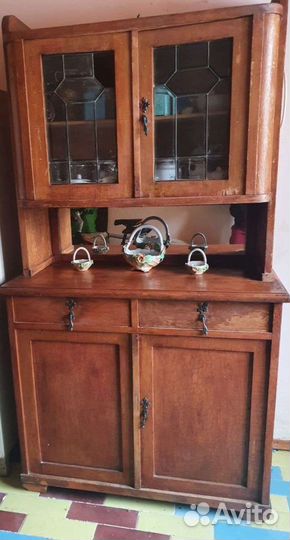 Старинный буфет