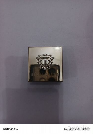 Bobby brown moonstone