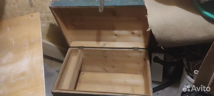 Сундук деревянный