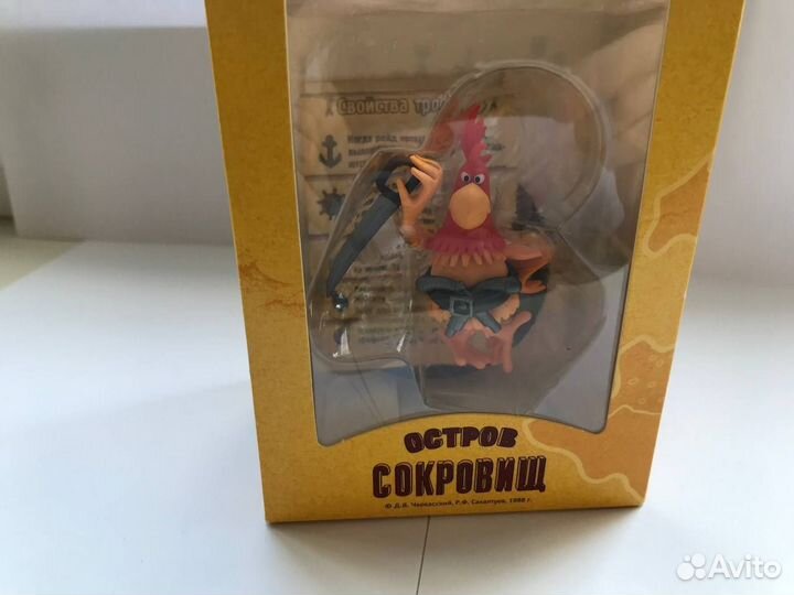 Фигурка Попугай Флинт - Остров Сокровищ