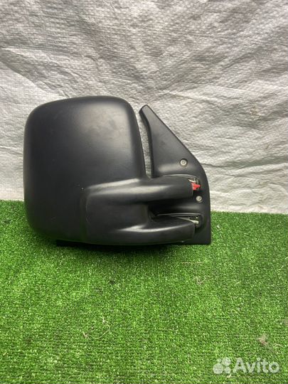 Боковое зеркало левое mercedes sprinter