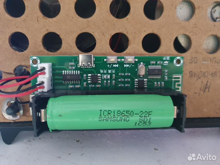 Ретро колонка блютуз 18650 акб