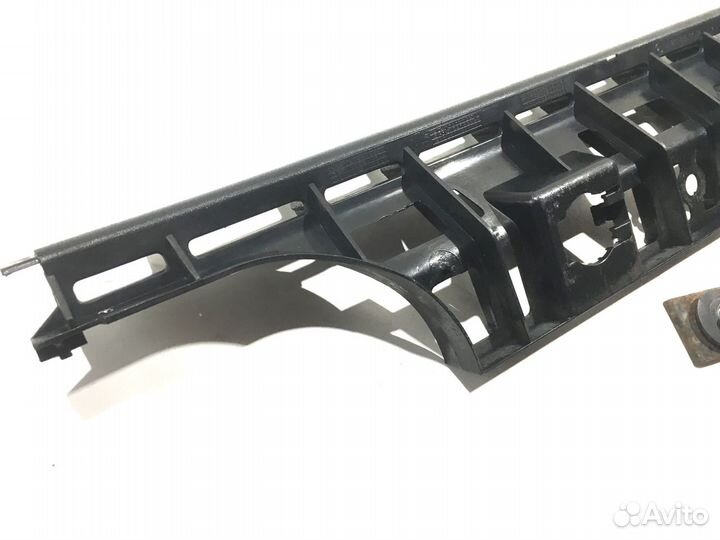 Кронштейн заднего бампера Mercedes E W211