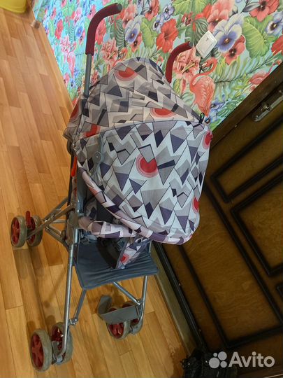 Прогулочная коляска трость babyton