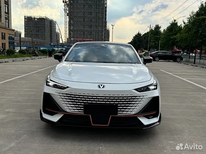 Changan UNI-V 1.5 AMT, 2023, 3 000 км