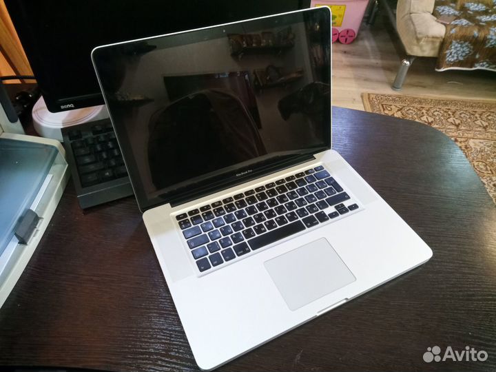 Apple macbook pro 15 120GB/SSD/500HDD/8GB