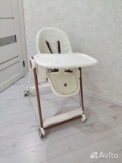 Стульчик для кормления happy baby