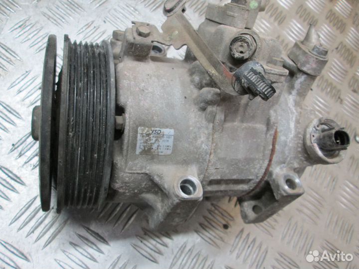 Компрессор кондиционера Тойота Аурис 1.6 1ZR - FE