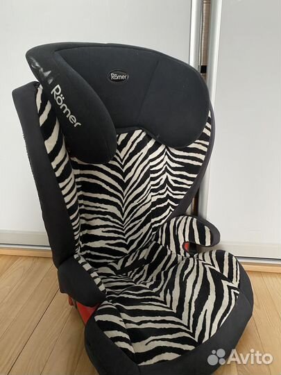 Автокресло Romer Britax Kidfix Zebra 15-36 кг Авто