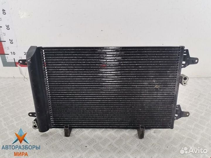 Радиатор кондиционера Volkswagen Sharan рест. 2002