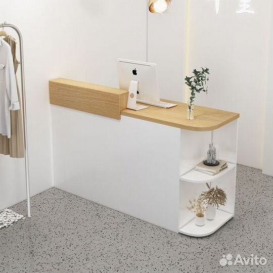 Стойка ресепшн