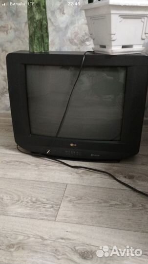 Телевизор LG CF-21G20