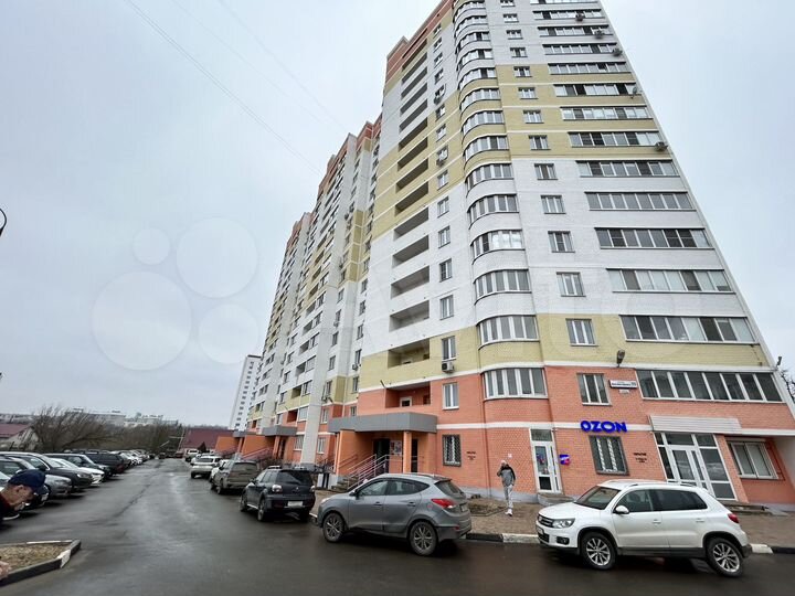 2-к. квартира, 66 м², 2/16 эт.