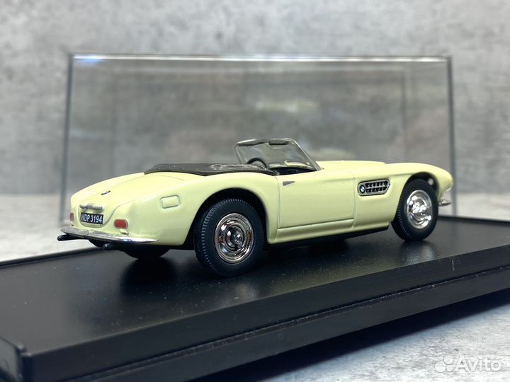 Коллекционная модель BMW 507 roadster 1:43 Amercom