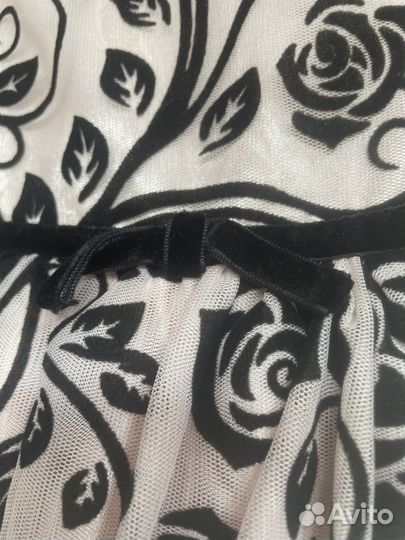 Нарядное платье 128