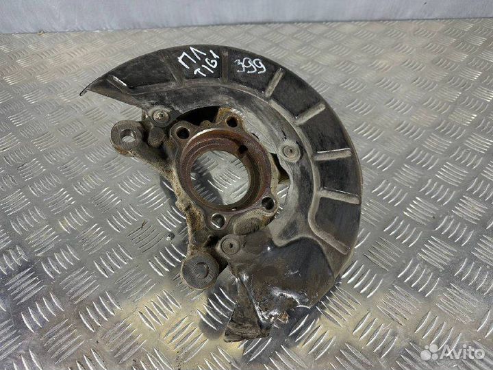 Кулак повортный передний левый VW Tiguan 1