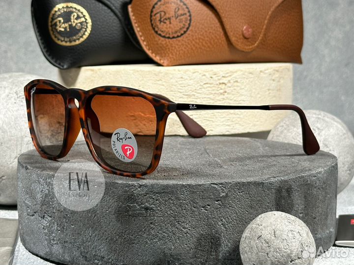 Солнцезащитные очки Ray Ban Chris RB 4187 865/13