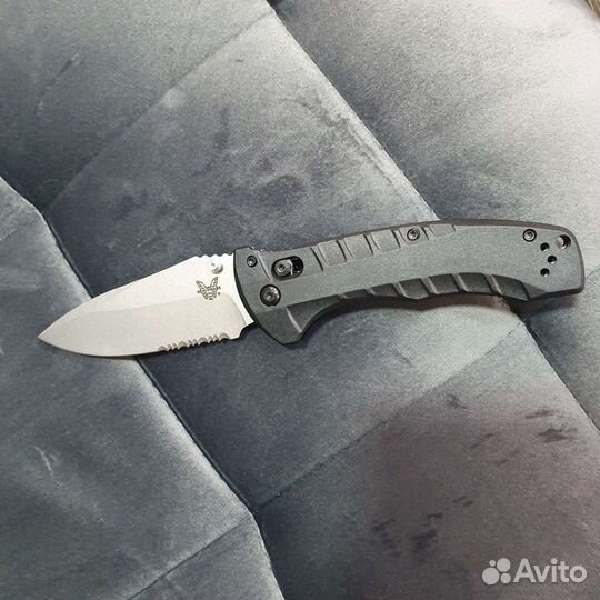 Нож складной карманный BenchMade