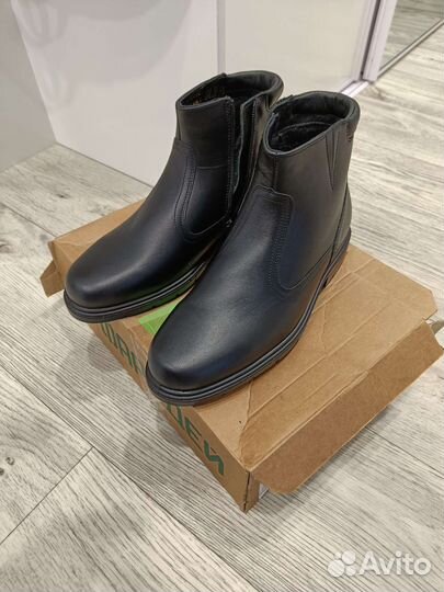 Ботинки зимние новые