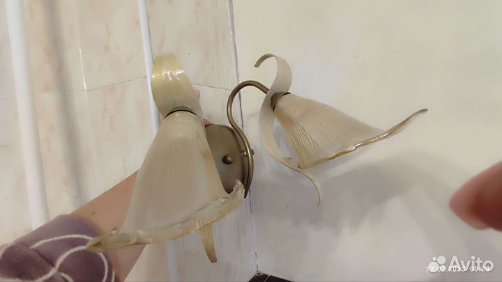 Люстра + 2 настенных светильника (бра)