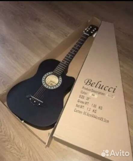 Акустическая гитара