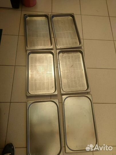 Гастроемкости 1/1 и ёмкости для столовых приборов