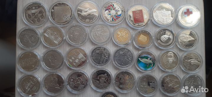 Монеты Украины юбилейные много разных