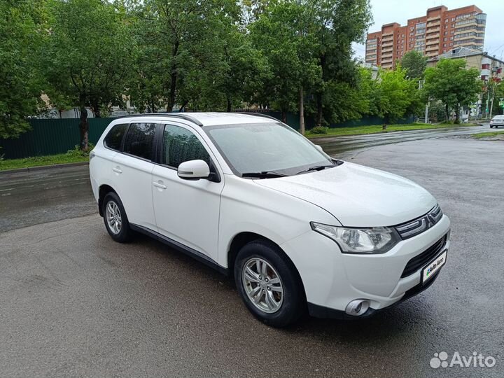 Mitsubishi Outlander 2.0 CVT, 2012, 270 000 км