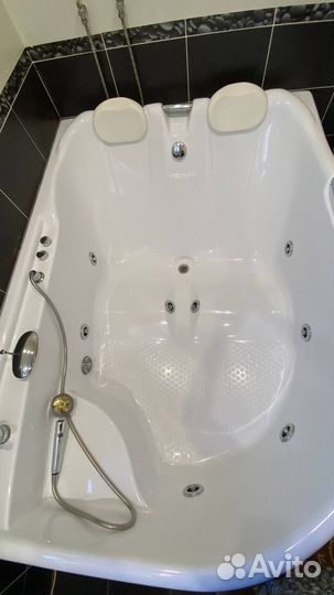 Ванна джакузи