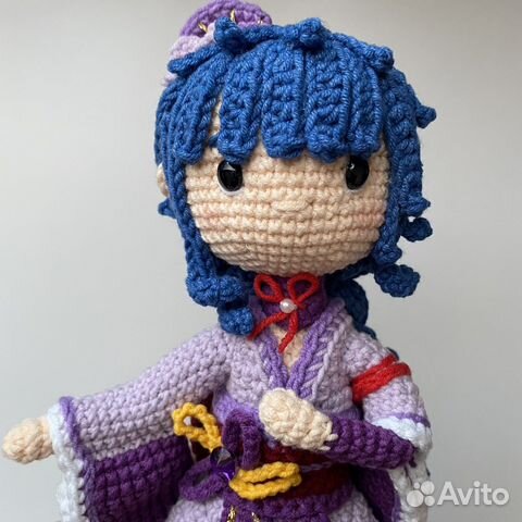 Вязаная игрушка Райдэн из Genshin Impact